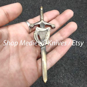 Scottish Kilt pin | Made of Brass Antique Metal | Irish Harp kilt Pin | Size 4.5 Inches | Premium Handmade Kilt Pin