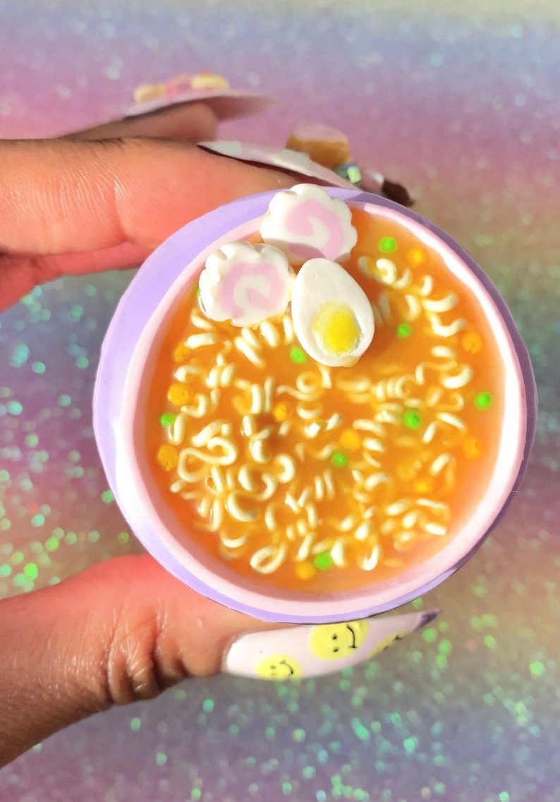 Other grinder colour options available too Available for pre-order Kawaii 50mm Pink Metal Ramen Cake Grinder Decoden inspired 18