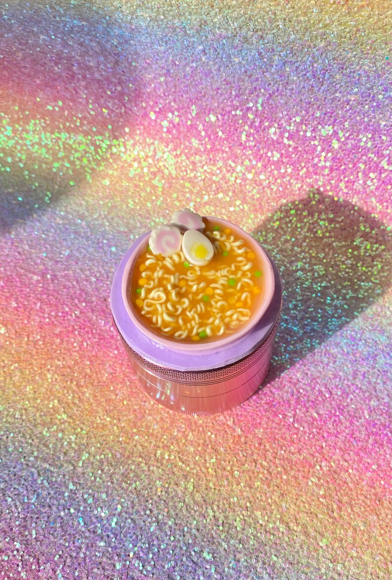 Other grinder colour options available too Available for pre-order Kawaii 50mm Pink Metal Ramen Cake Grinder Decoden inspired 18