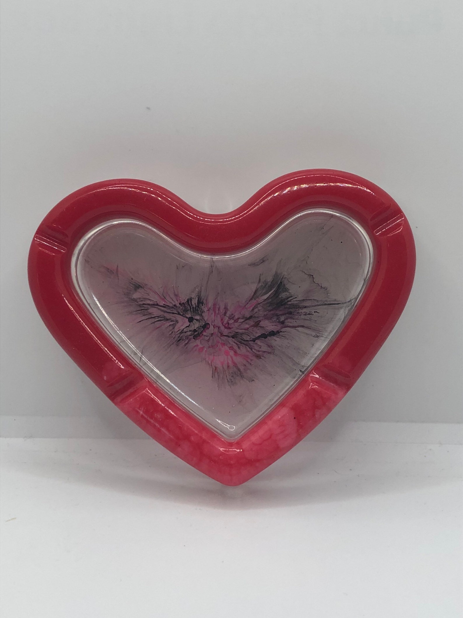 Custom Heart shaped sparkly ashtray | Etsy