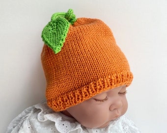 Baby pumpkin hat Handknit hat Newborn Halloween costume Photography prop Baby boy Baby girl photo outfit