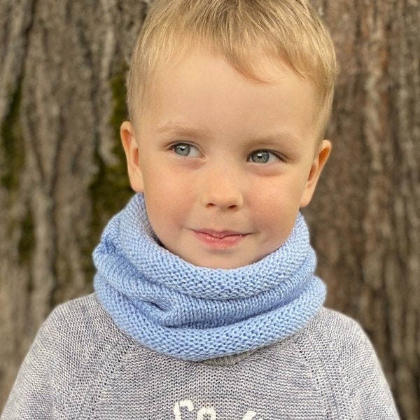 Toddler scarf Buff scarf for children Knitted tube scarf Snood Merino wool neck warmer Handmade Turtleneck scarf