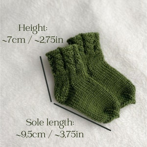 Kabelgebreide pasgeboren sokken Handgebreide wollen sokken voor baby Handgemaakt kraamcadeau verwacht moeder aanwezig afbeelding 4