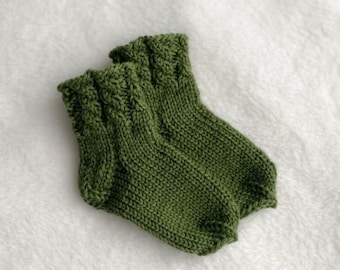 Chaussettes pour nouveau-nés en tricot torsadé Chaussettes en laine tricotées à la main pour bébé