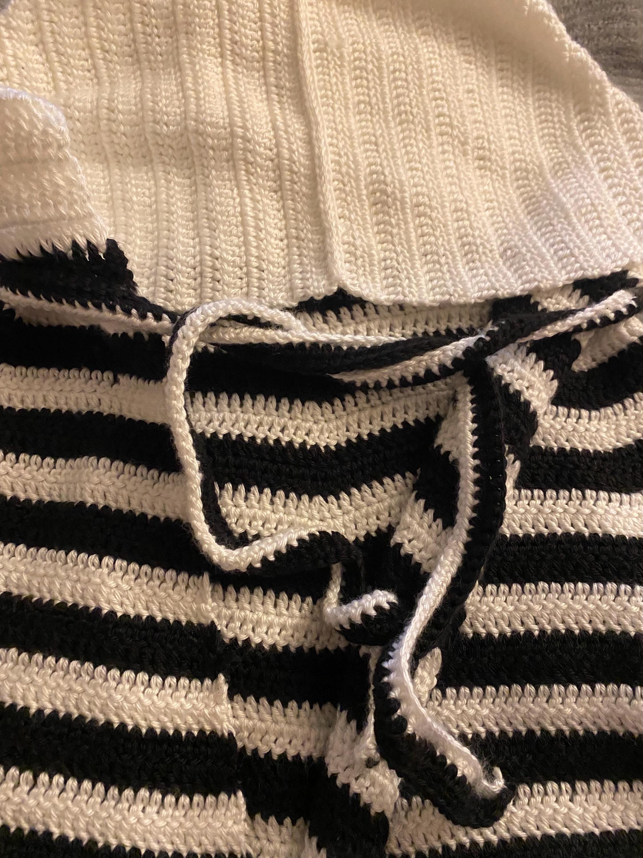 Crochet Riding Hoods, Crocheted Hooded Cloak, Crocheted Cloak, Ren Faire Cloak, Slouchy Hood, Unisex Cloak, Costume Cloak, Customizable, - Thumbnail 2