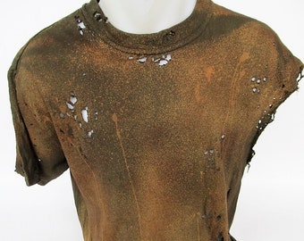 Wasteland post apocalyptic t-shirt clothing distressed for mad max or fallout style