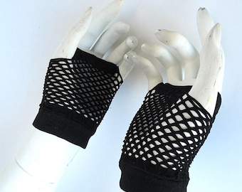 Postapocalyptic gloves wasteland clothing