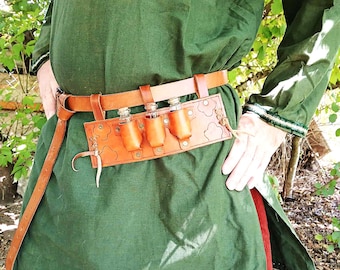 Porta pociones de cuero para LARP