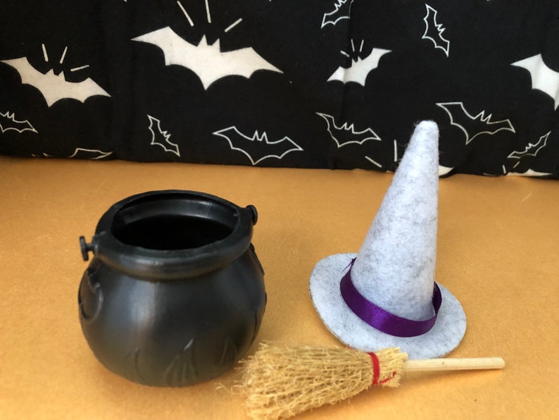 Witch Hat for Small Animals gray hat/combo