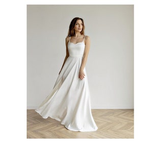 Stylish Designer Evening Dress / simple Wedding Dress Star | Exquisite White Evening Dress | Ideal for City Hall Wedding or Summer Party