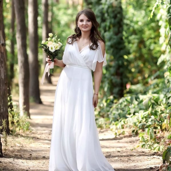 White wedding long chiffon dress / White floor-length evening dress with short sleeves and a belt / White flowy dress for bride