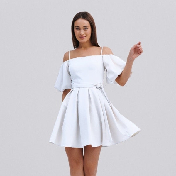 Robe de soirée blanche d'été à manches bouffantes - Parfaite pour un bal de promo, l'obtention du diplôme ou des fiançailles