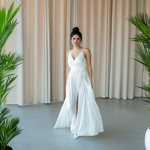 Spaghetti strap wedding dress / Simple minimalist wedding dress on the Beach / A line maxi white dress straps for summer / White beach dress