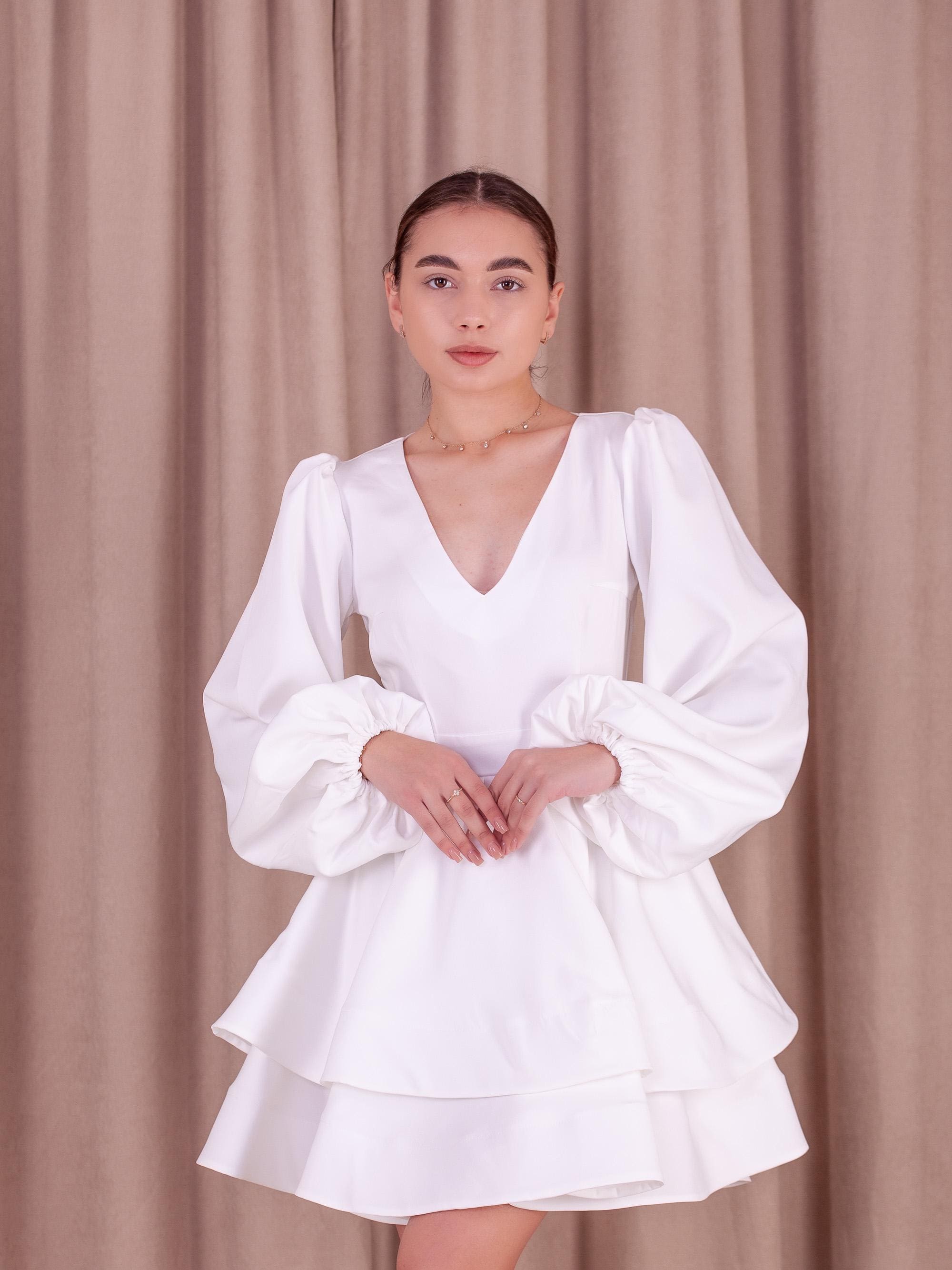 white long sleeve cocktail dress Lace Cowl Satin Mini - White Long Sleeve Mini Dress Wear this gorgeous white mini dress for date night Amazon.com: Women's Long Sleeve Lace