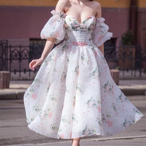 Floral puffy dress hotsell
