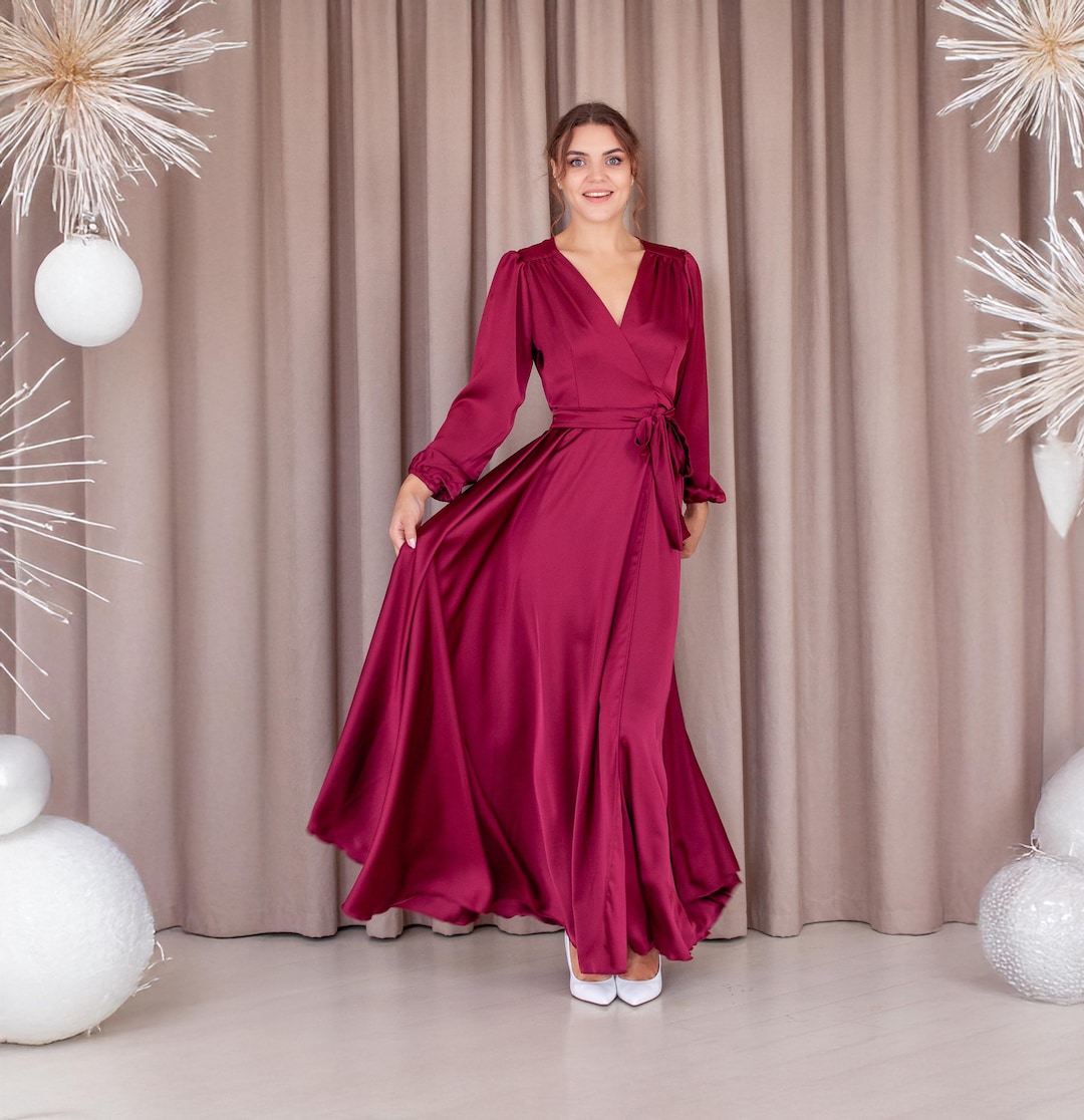 burgundy long sleeve dress Zapaka Women Holiday Sparkly Sequin Mermaid Long Party Dress, Burgundy / L Feel feminine in this burgundy floral devore long sleeve maxi dress Satin Burgundy Evening Maxi Dress