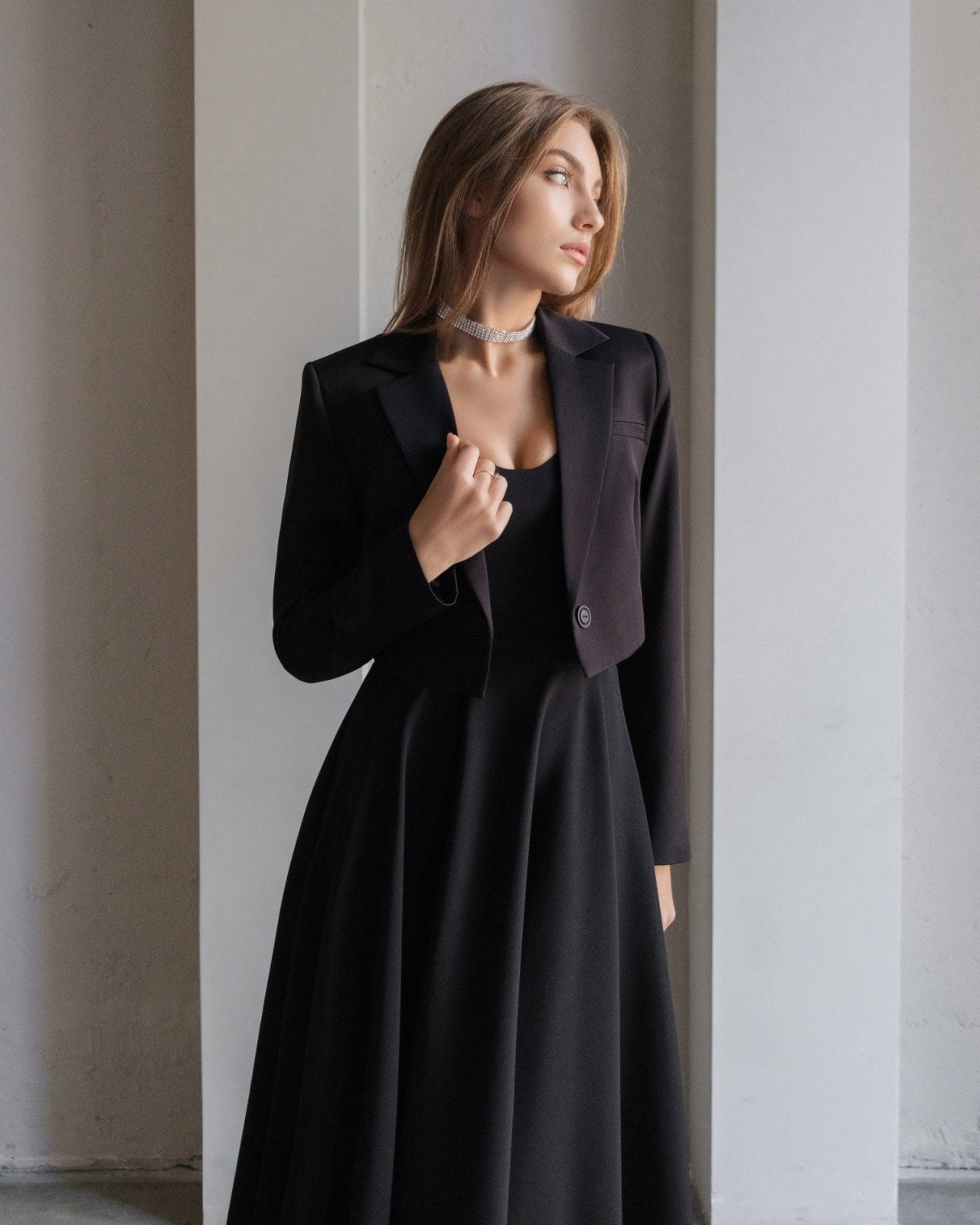 midi fit and flare sleeveless black triangle neck cocktail dress Drop Waist Strapless A Line Wedding Dress main image 0