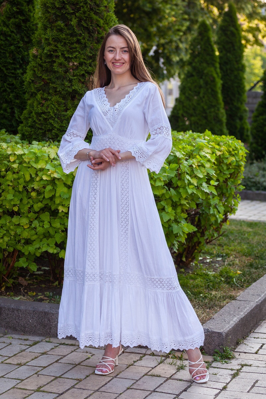 Charming Long Sleeve White Cotton Longsleeved Dress With Elegant Lace