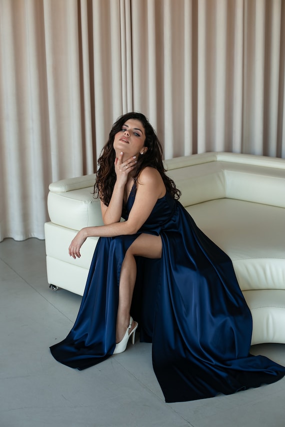 green emerald velvet dress Mac Duggal 20478 main image 1