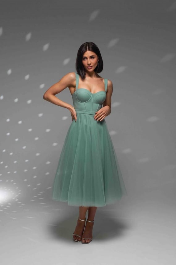 emerald green short homecoming dress Halter Neck Short Emerald Green Lace Prom Dresses, Short Green Lace Gr   jbydress