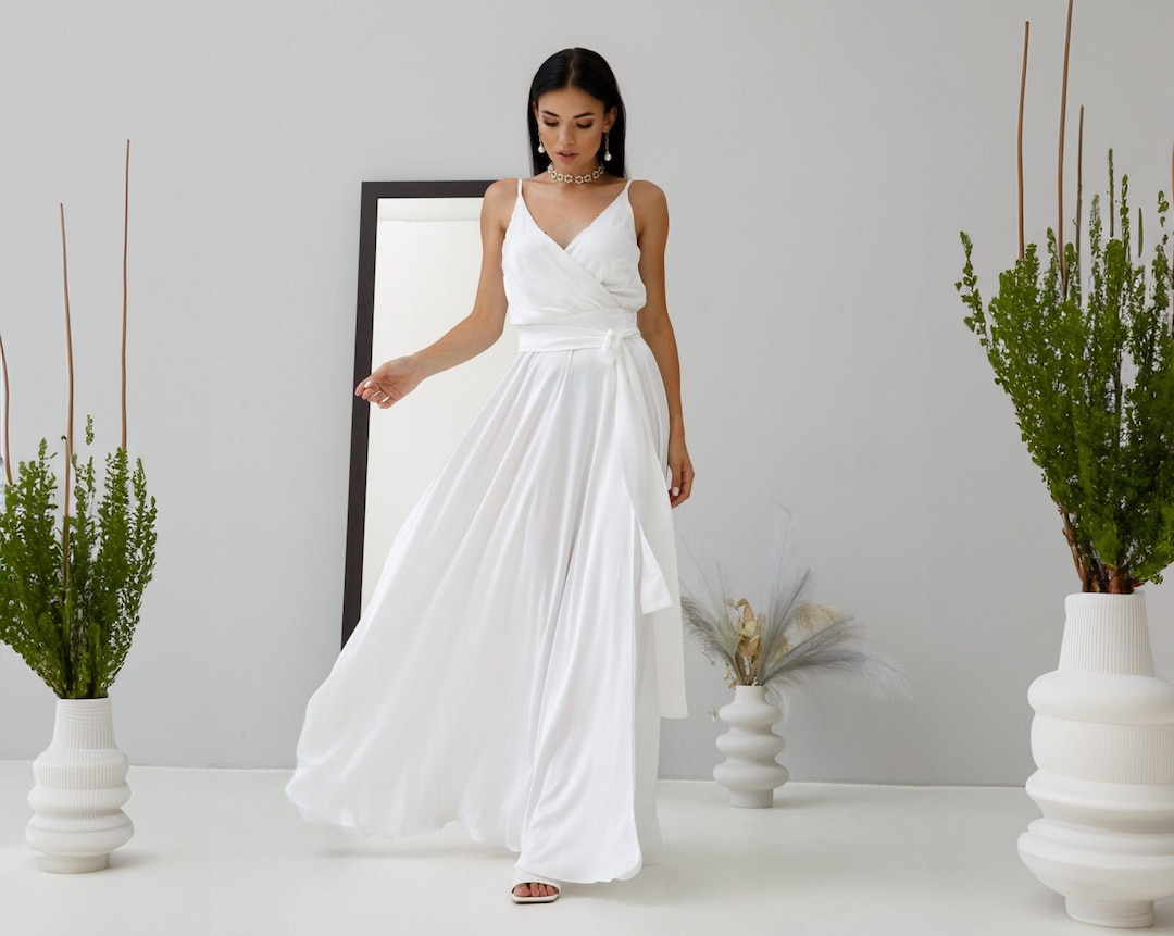 white a line graduation dresses ZAPAKA Women White A Line Short Pleated Graduation Dress Square Neck Chiffon Little White Dress, White / US6