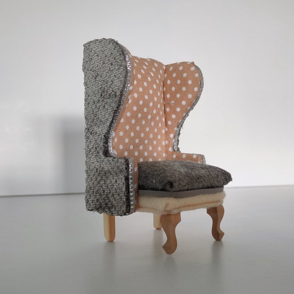 Dolls house 1/12th Scale Chair / Vintage Style Dolls House Chair / 1:12 Wingbacked Chair / 1/12th Chair / Vintage Miniature