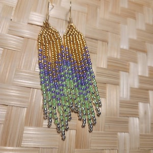 Alaska native beaded earrings (mermaid)