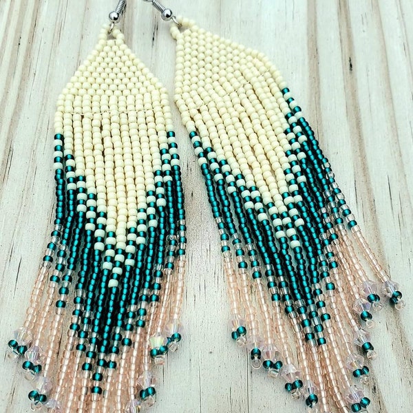 Alaska native beaded earrings (Alaskan Tundra)