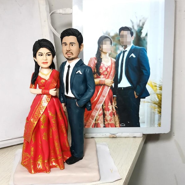 Indian Wedding Outfit Bobblehead, Indian Wedding Cake Topper, Indian Bobblehead Couple, bobblehead cake topper