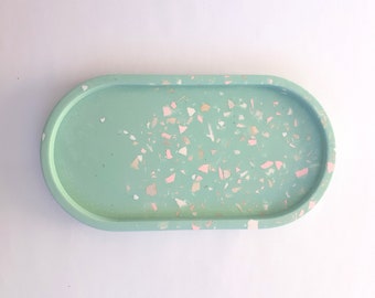 Bandeja ovalada de terrazo de Jesmonite hecha a mano, turquesa pálido y rosa
