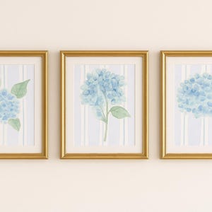 Blue Hydrangea Wall Art Set of 3 – Watercolor Flower Prints, Botanical Decor, Light Blue Floral Artwork, Minimalist Bedroom or Bathroom Art