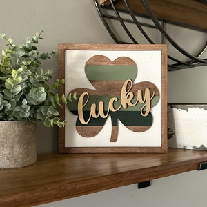 St.Patricks Day Sign, Farmhouse St.Patricks Day, shamrock, 4 leaf clover shelf sign, lucky