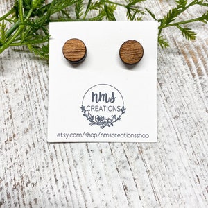 Wooden circle studs