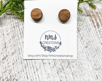 Wooden circle studs
