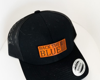 Zwarte achterkant de blauwe lederen patch hoed