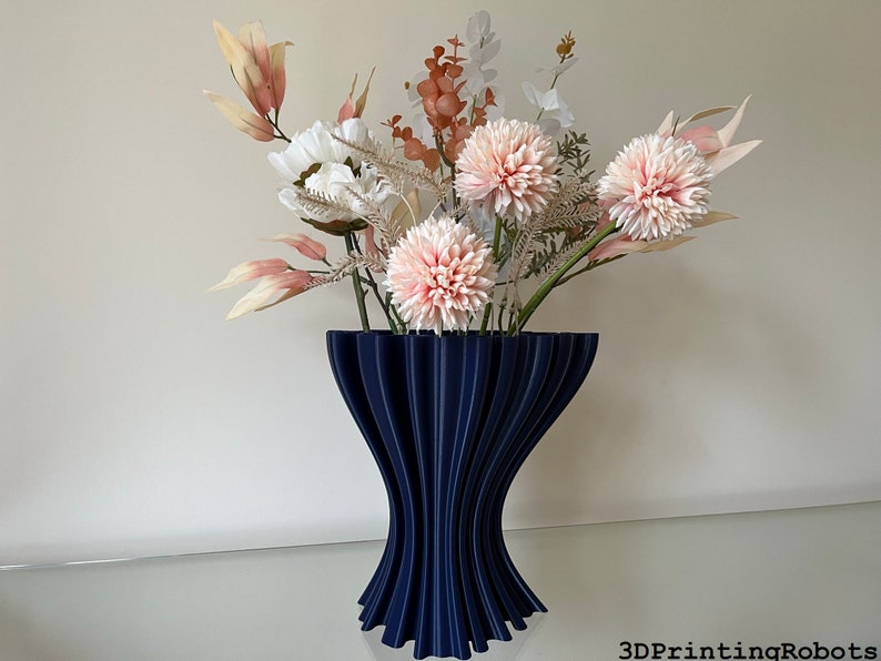 Modern Wavy Vase For Artificial Flowers, Geometric Vase, Contemporary Vase, Dry Vase, Decorative Ornament, Faux Flowers, Dried Flowers image 2