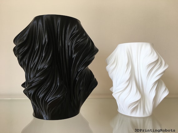 Whirlpool Vase Lot - STEUBEN \u0027WHIRLPOOL\u0027 VASE Height: 11 in. (27.94 cm.)