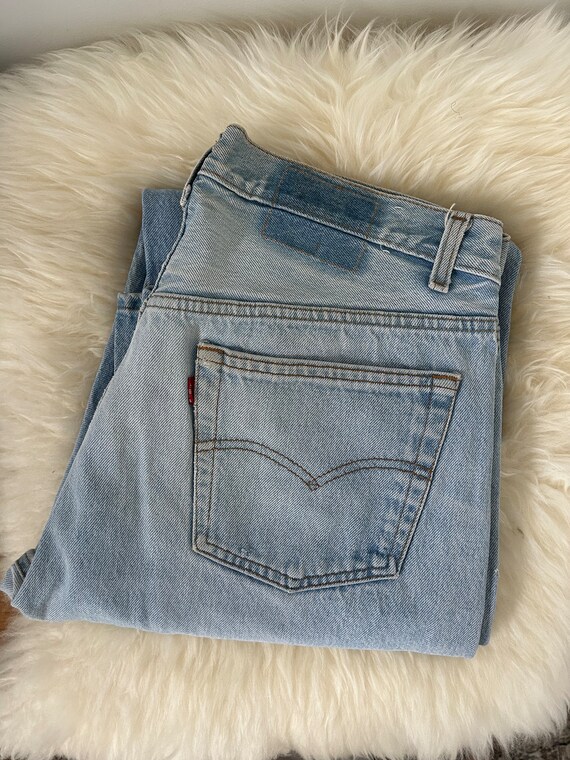 Vintage Levi’s Denim Jeans 501s Size 33W or Women’