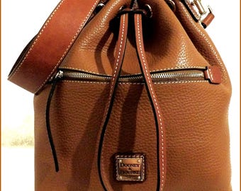 Dooeny & Bourke Italian Pebble Grain Leather Drawstring Bucket Bag Purse