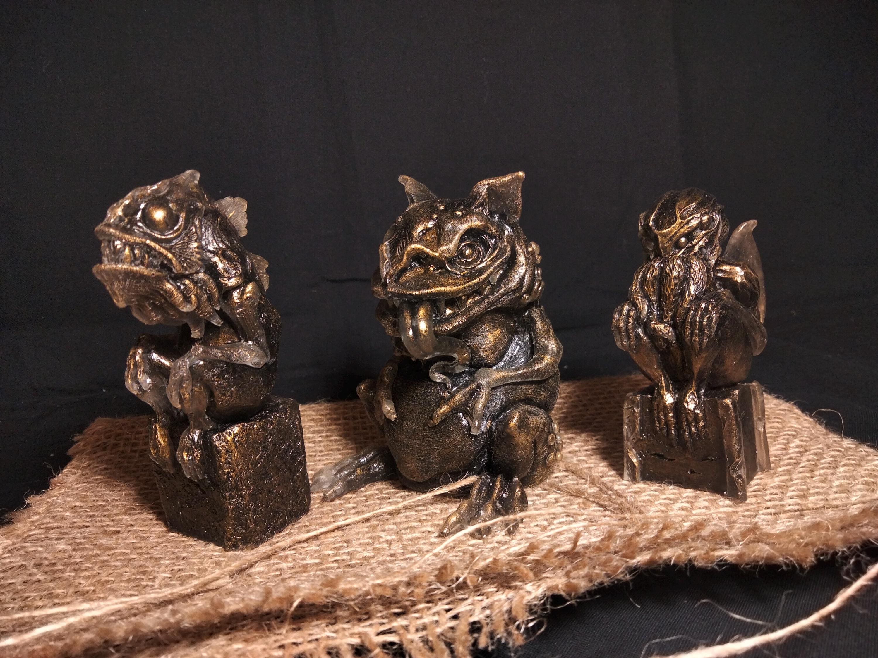Lovecraft's Horrors Black Golden Resin Idol Sculpture Pack - Dagon Lovecraft's Horrors Black Golden Resin Idol Sculpture Pack - Dagon