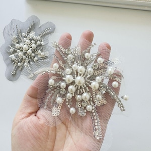 3D Beaded Flowers applique, Lace applique，Flower Patch,Hand sewn beads, beaded flowers,for Wedding dress ，Headdress appliques, shoe flowers