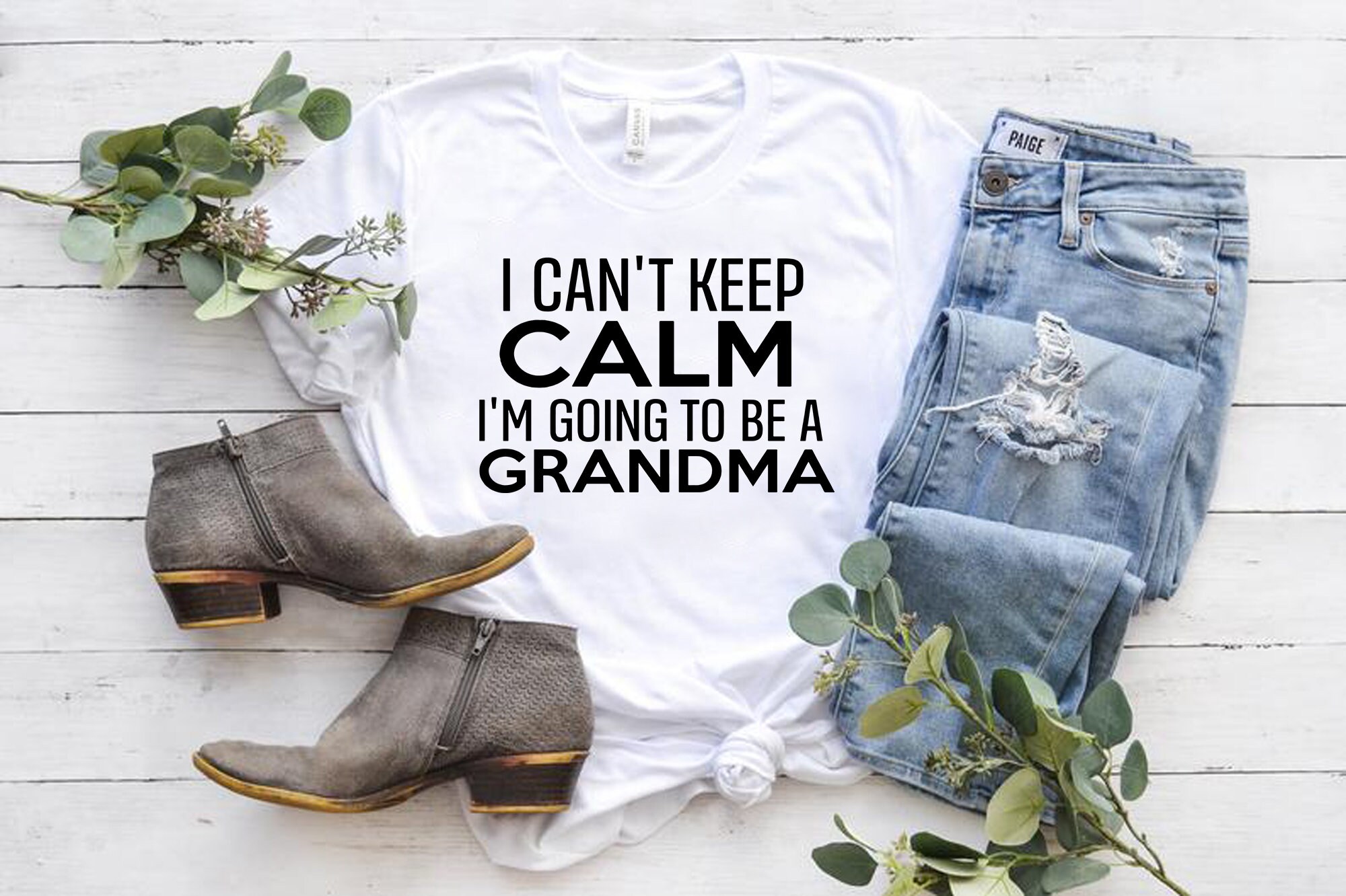 I Can't Keep Calm I'm Going To Be A Grandma T-Shirt I Can't Keep Calm I'm Going To Be A Grandma T-Shirt