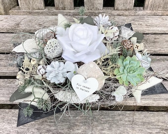 Grabgesteck 45cm Künstlich LilaGrabschmuck Gesteck Urnengrab Friedhof Kunstblumen Heide Lotus Zapfen Nachhaltig Dauerhaft