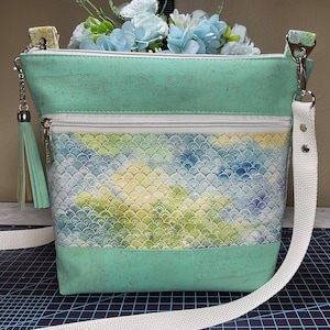 Bolso bandolera de corcho verde claro, bandolera de corcho, bolso bandolera de piel vegana Koda, versión ampliada