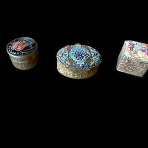 vintage brass pill or jewellery trinket box storage