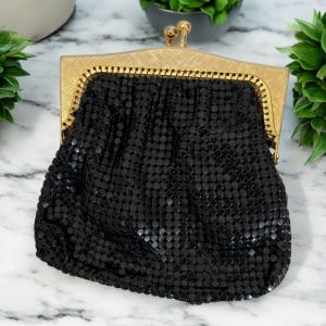 Vintage GLOMESH purse coin black mesh & gold tone pouch clasp art deco wallet