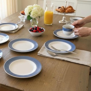 Set of 6 Wedgwood Lynn Plates, Blue and White English Dinnerware, Vintage Wedgwood Side Plates, Etruria England Tableware