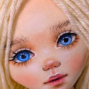 Video tutorial on drawing the face of a ragdoll Grace Mary using a face template / Tutorial on DIY painting the face of a textile art doll