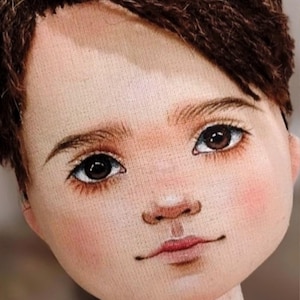Video tutorial on drawing the face of a ragdoll Alejandro using a face template / Tutorial on DIY painting the face of a textile art doll
