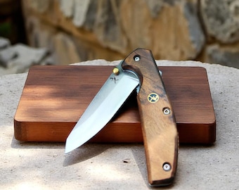 Engraved Pocket Knife – Walnut Handle, N690 Steel Blade, Custom Father’s Day Gift for Him, EDC Knife